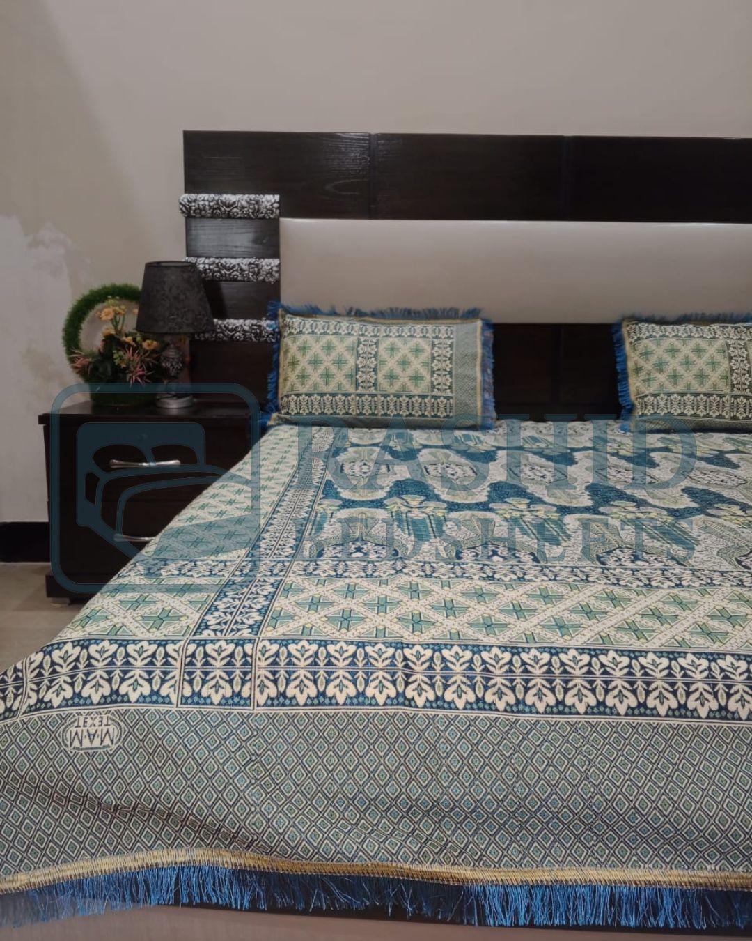 Elegent fancy silk bedsheet