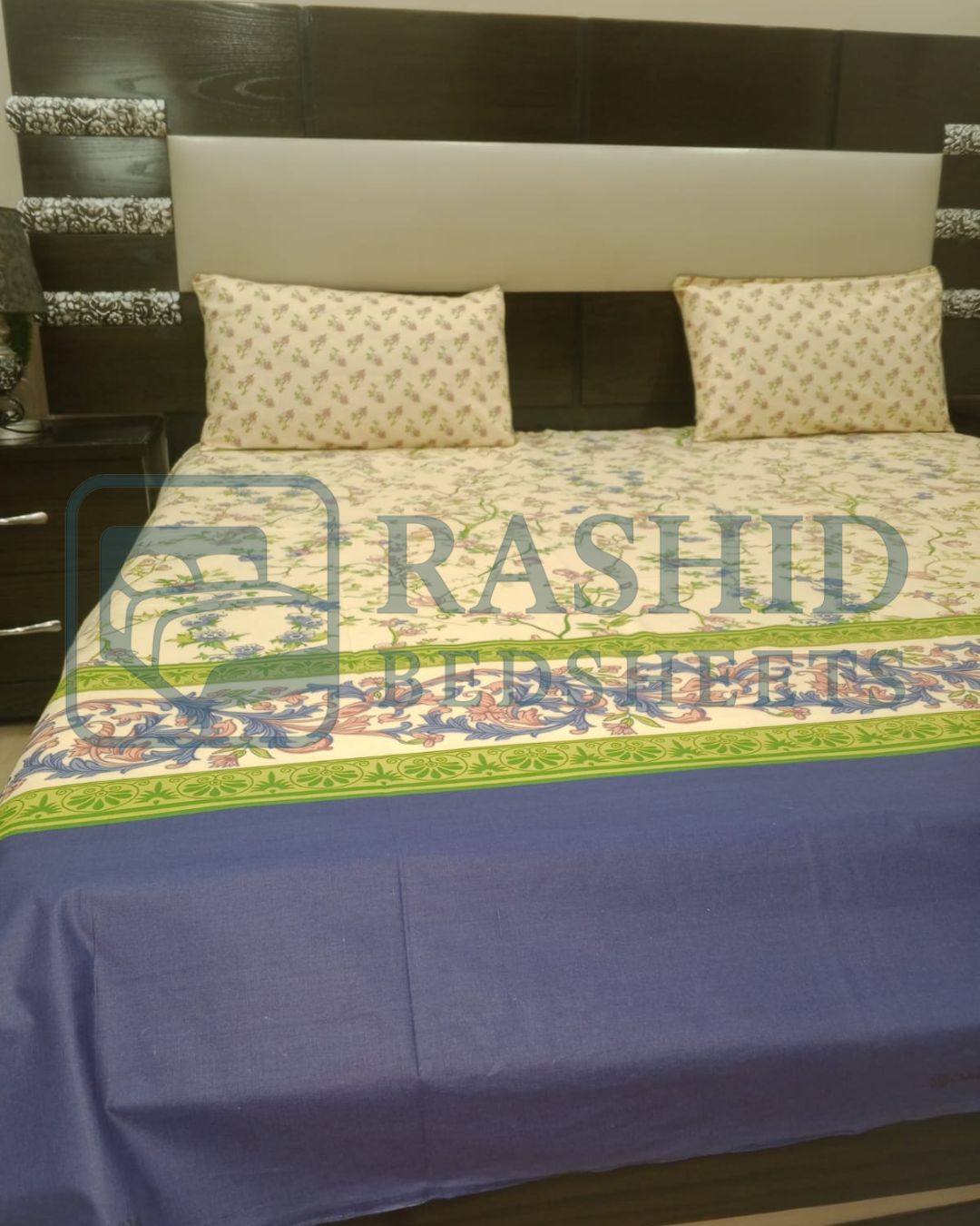 Cotton peach printed bedsheet
