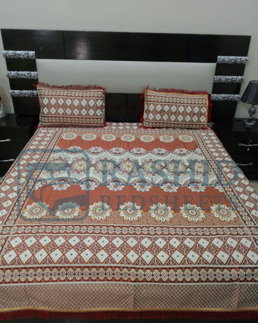 Elegent browner mahroon bedsheet