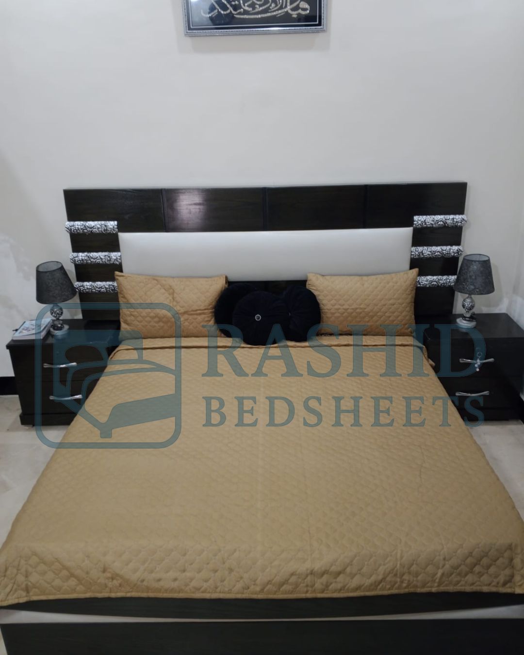 Egyptian cotton Feel Black Colour